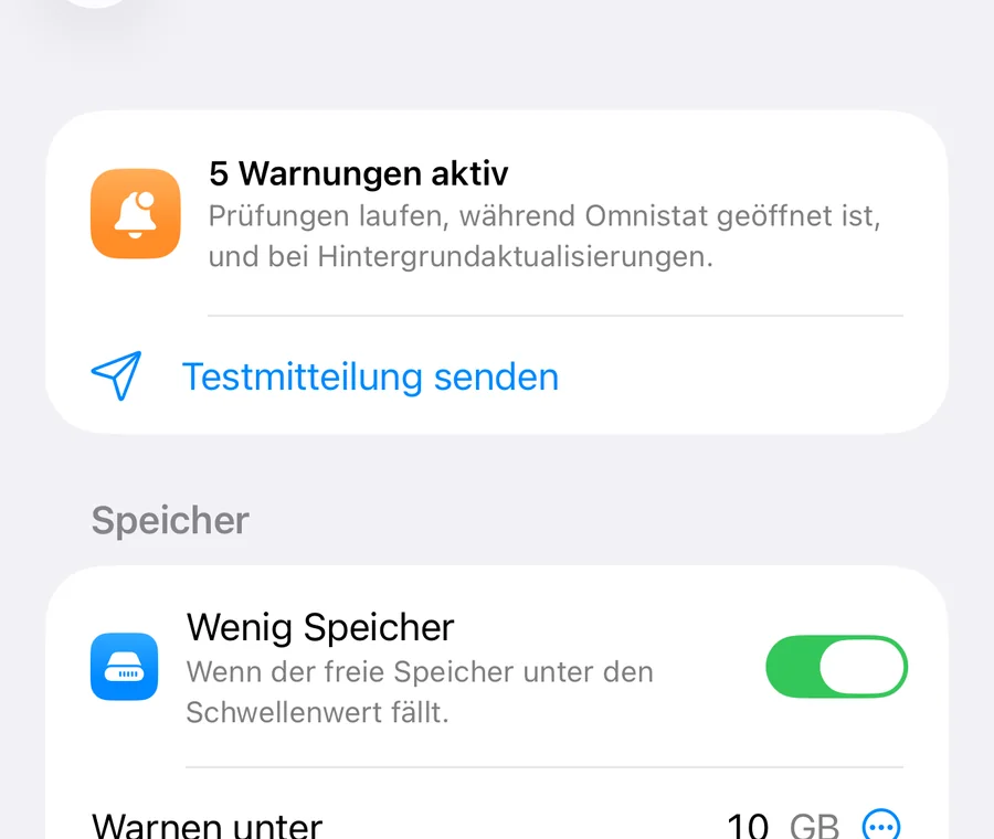 Die Warnungen-Ansicht mit Schaltern für wenig Speicher und Datentarife samt Schwellenwerten.