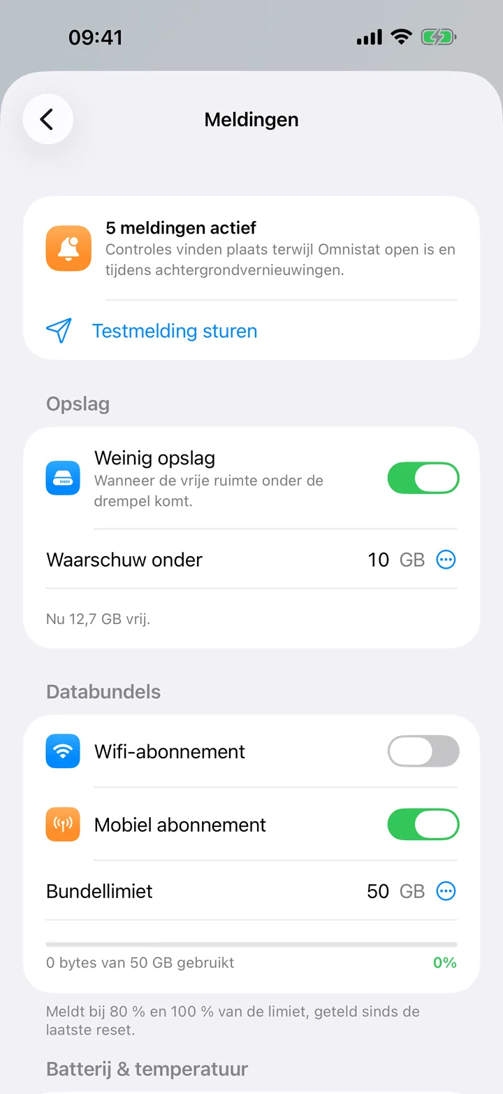 Het Meldingen-scherm met schakelaars voor weinig opslag en databundels, met hun drempels.